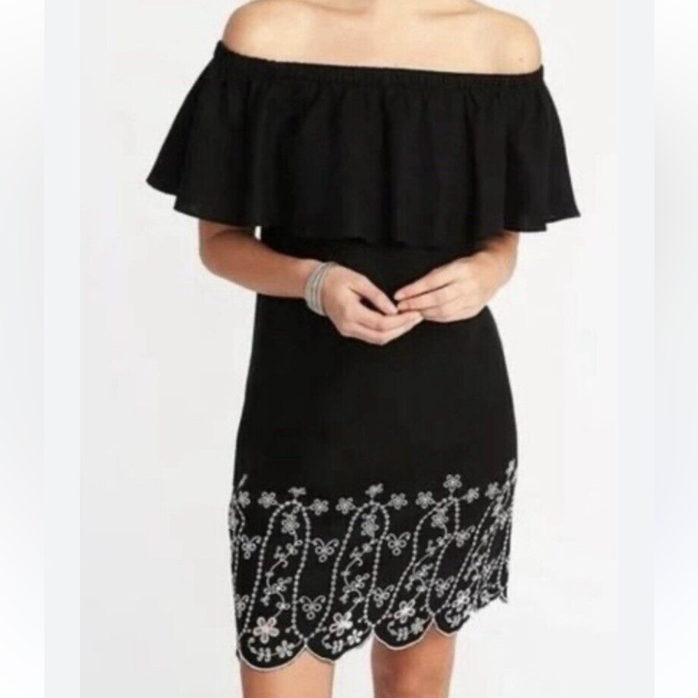 Black Old Navy off shoulder dress size XL